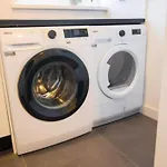 Newly Renovated Suite With Kitchen Access