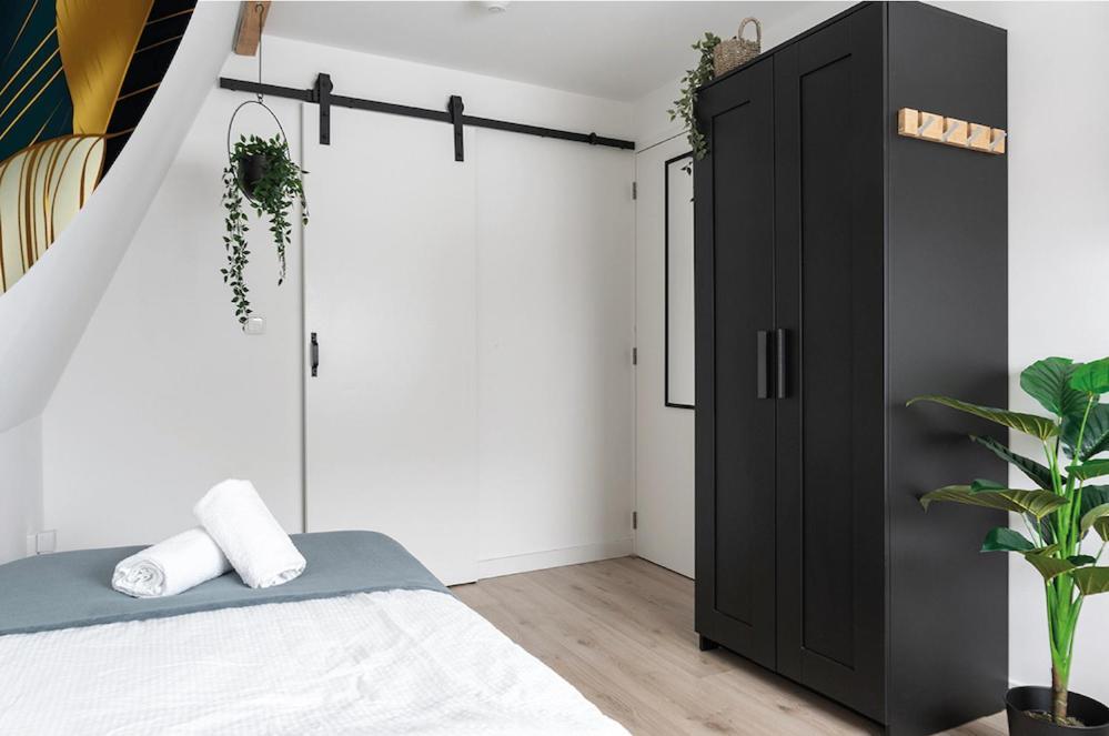 Newly Renovated With Kitchen Access Ferienhaus